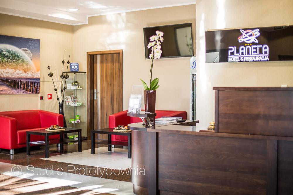 Planeta Hotel ミエルノ エクステリア 写真
